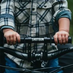Kids Ride Shotgun MTB Handlebar Haltegriffe 7 Kids Ride Shotgun MTB Handlebar Haltegriffe -Fizik Verkäufe kids ride shotgun lenker 3